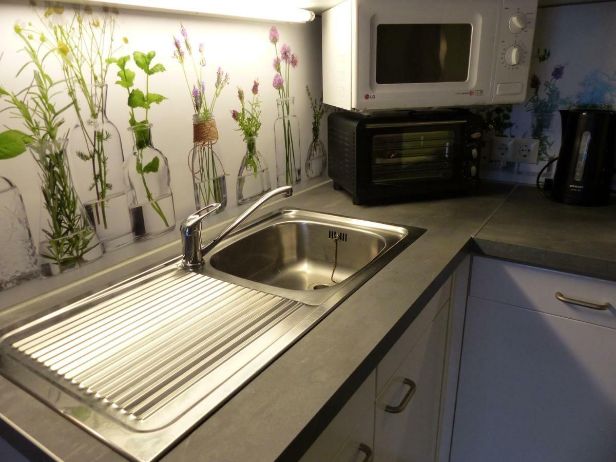 Ferienwohnung 12 - Seewald Haus Huehnergott Зеллин Экстерьер фото
